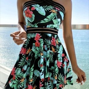 Two-piece bathing suit women